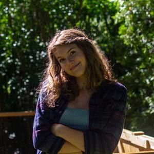 Meet your Posher, Claire